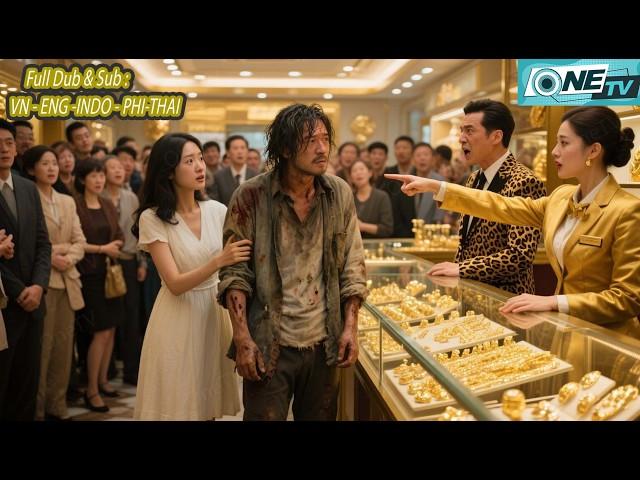 Man Takes Wife to Buy Gold, Mocked as a Beggar Showing Off—Turns Out He's a Hidden CEO