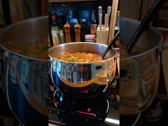 #witches #witchcraft #occult #cooking #garden #gardening #vegetables #vegetarian #country #recipe
