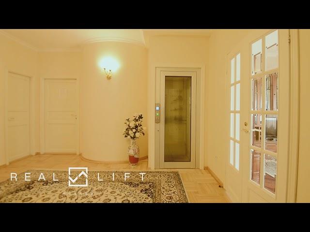 REALLIFT. Коттеджный лифт DomusLift. Производство IGV Group SPA (Италия).