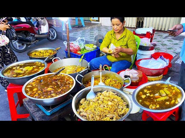 Amazing Yummy  Fast Food @Chbar Ampov Market - Plenty Foodies On The Street in Phnom Penh Cambodia