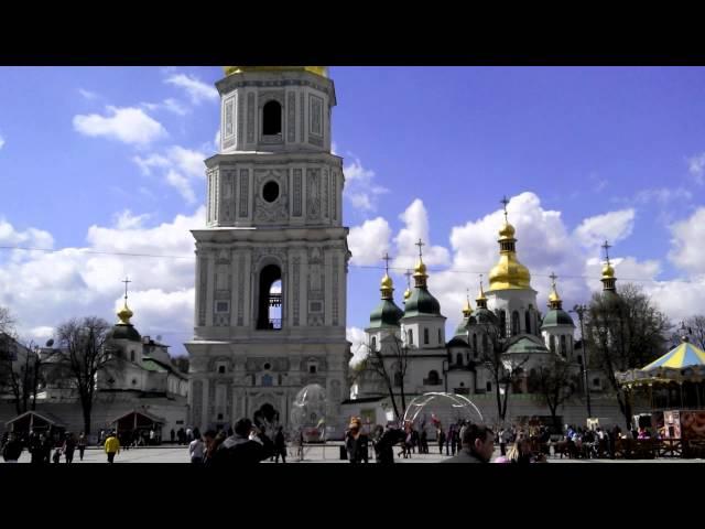 Софийская площадь и памятник Богдану Хмельницкому. Киев.