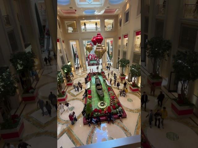 Grande Shoppes at Venetian Hotel decorated for the holidays. #shorts #lasvegas #venetian #vegas