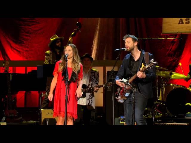 2012 Official Americana Awards - Kasey Chambers and Shane Nicholson "Rattlin' Bones"