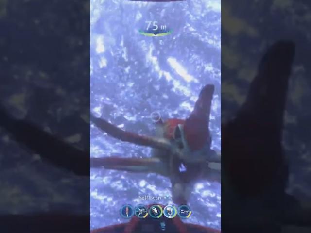 Attempting to scan a reaper leviathan #subnautica #ps5share