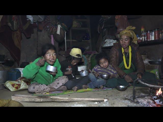 Eating delicious food by sharing each other || Nepali village