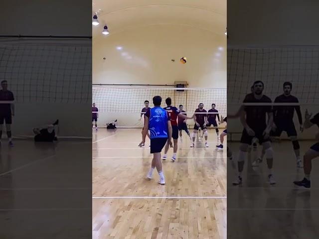 Быстрая доводка - но все успели) #волейбол #цб #любительскийволейбол #hinatashoyo #kageyama