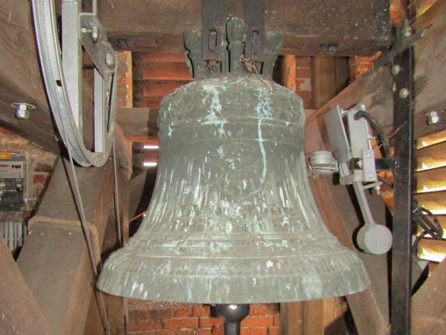 Tempelfelde (BAR) Glocke der Ev. Dorfkirche