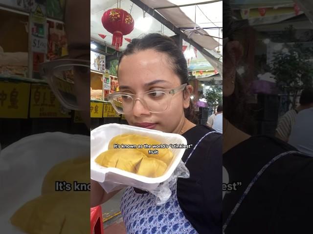 The world’s stinkiest fruit?? Trying Durian in Singapore  #singapore