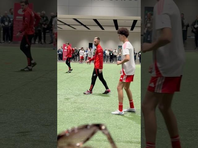 DIEGO CONTENTO at the 2025 UNITED SOCCER COACHES CONVENTION in CHICAGO! #bayernmunich #pepguardiola