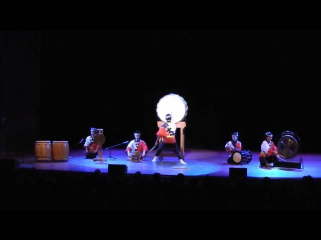 Soh Daiko performing "Nanaori", Brooklyn Center for the Performing Arts, New York City