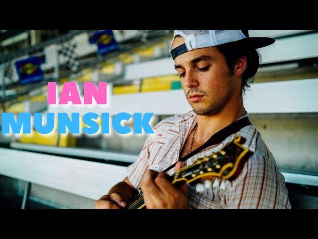 Rising Western Country Artist Ian Munsick