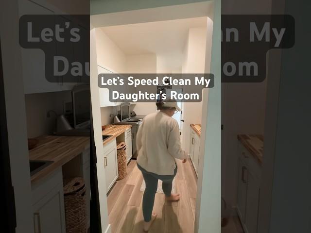 #speedclean #cleaning #cleanwithme #clean #home #mom #kids #parenting