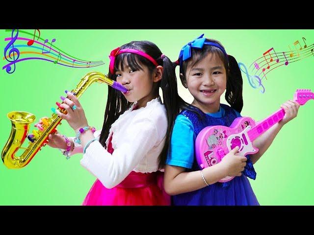 Emma & Jannie Pretend Play w/ Guitar & Saxophone Music Toys & Sing Kids Songs Nursery Rhymes