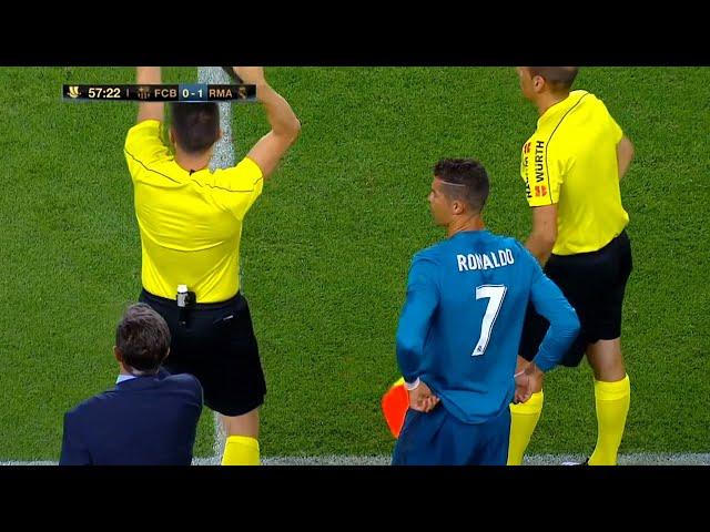 When Cristiano Ronaldo Substituted & Shocked Messi