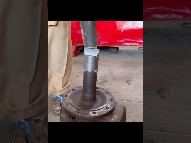 Mind-Blowing Skill: How Pro Mechanic Perfectly Repairs Broken Axle