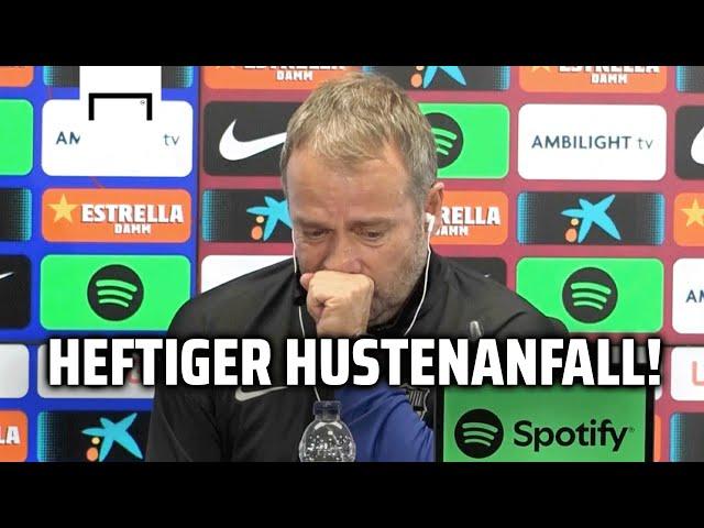 Kurioser Moment! Flick muss PK unterbrechen und bittet Journalisten um Hilfe | FC Barcelona