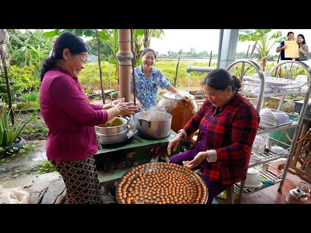 Quê Phan Diễm mưa gió tầm tã, làm bánh dân gian ăn toàn món ngon dân giã Miền Tây mùa nước nổi