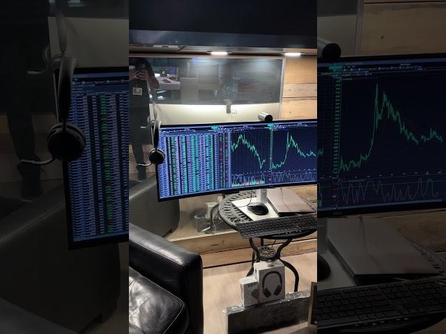 Dell UltraSharp 49 Curved USB-C Hub Monitor (U4924DW) perfect for Finance! #iwork4dell