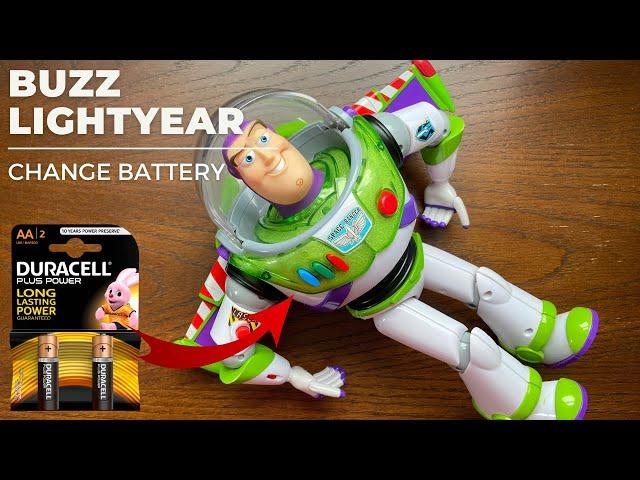 Change battery in Buzz Lightyear -Toy Story