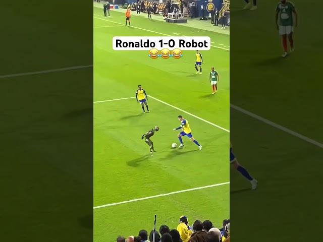 Ronaldo 1-0 Robot 