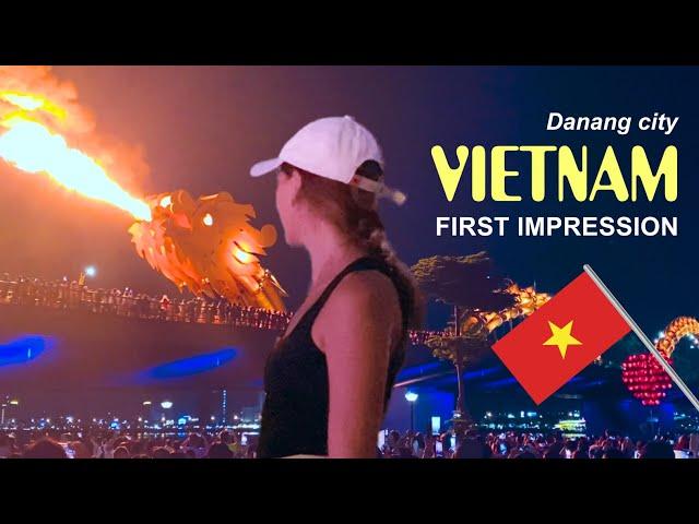 Russian girl first time in Vietnam (Da Nang city). I didn't expect to see it!