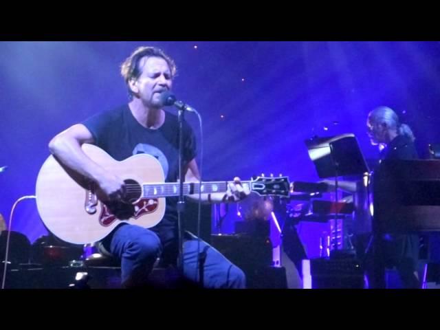 Pearl Jam - Just Breathe Lexington Ky 4-26-2016