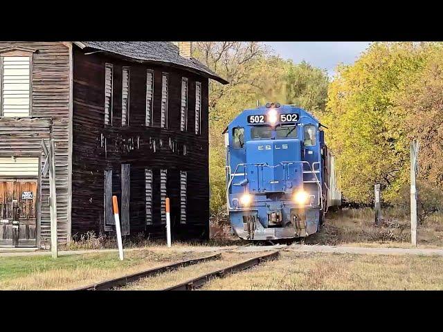 Not AI Generated, The Railroad Track Really Is That Close! #trains #trainvideo #trainhorn