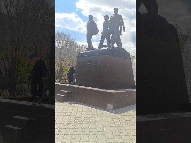 Микрорайон Энергетик, сквер Строителям БАМа, Улан-Удэ #бурятия #уланудэ