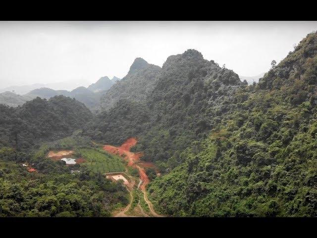 Gem mines and market - A visit to the Luc Yên district in Vietnam