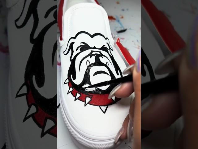 School Spirit! #customartist #sneakerartist #handpainted #painter #paintedvans #schoolspirit #artist