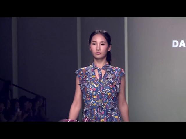 DAMO WANG 王大墨 - 2016 Shenzhen Original Design Fashion Week