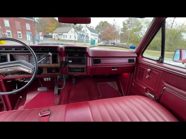 1986 Ford F350 Interior