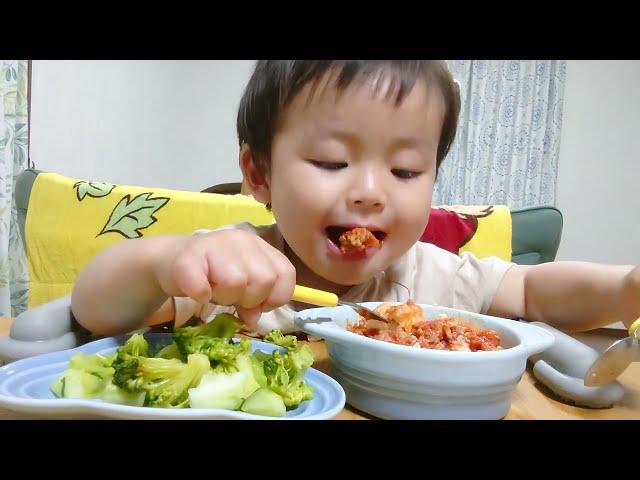 Doria and giant broccoli with mama's handmade meat sauce  ママ手作りミートソースのドリアと超巨大ブロッコリー