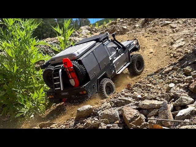 1/10 Scale TOYOTA LAND CRUISER 70[LC70] RC4WD TF2(LWB) & Boom Racing BRX01 Off-road Trail 4X4 RC Car