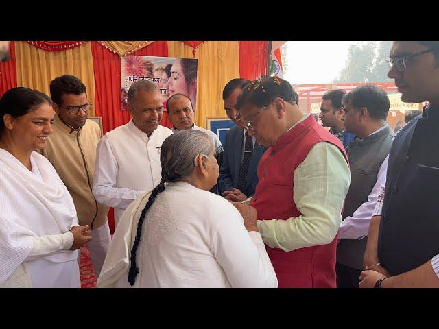 Kamal gupta ji visited spiritual exhibition by Brahma Kumaris at Geeta Jayani, Hisar