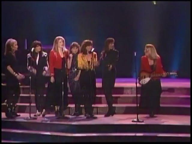 Emmylou Harris, Mary Chapin, Kathy Mattea, Patty Loveless, Suzy Bogguss, Trisha - Women Of Country