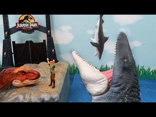 Dinosaur Movie - Jurassic World 2 Best Scene. Mosasaurus Eat Shark