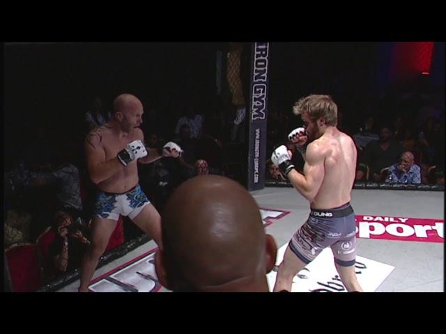 Andy Young vs Spencer Hewitt | MMA | UCMMA 44