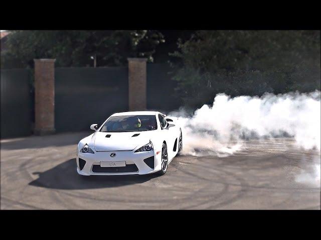 4 minutes of Lexus LFA MADNESS!!