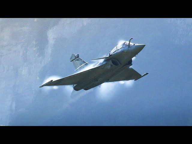 FAST Dassault Rafale B & C Displays in the Swiss Alps: Take Off, High Speed Fly-Bys & Low Landing!