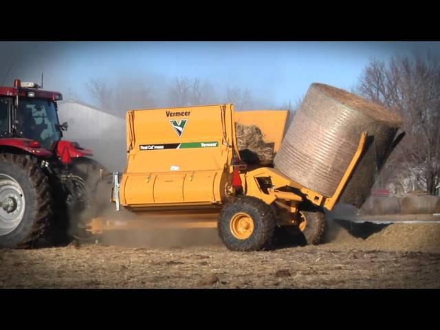 Final Cut FPX9000 bale processor from Vermeer