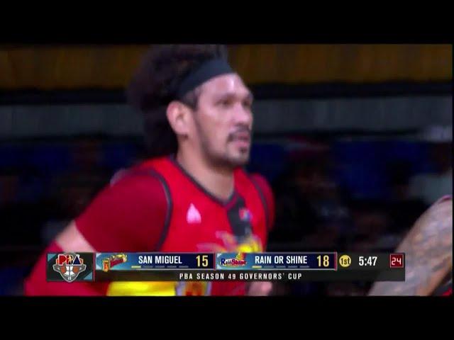 June Mar Fajardo WITH A PAMBANSANG REVERSE for San Miguel | PBA Season 49 Governors’ Cup