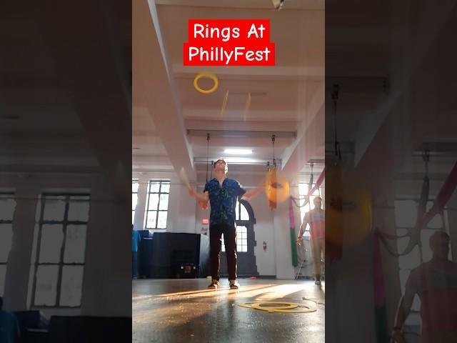 Warming Up With Rings Before The Show @Jugglingmatt #juggling #psca
