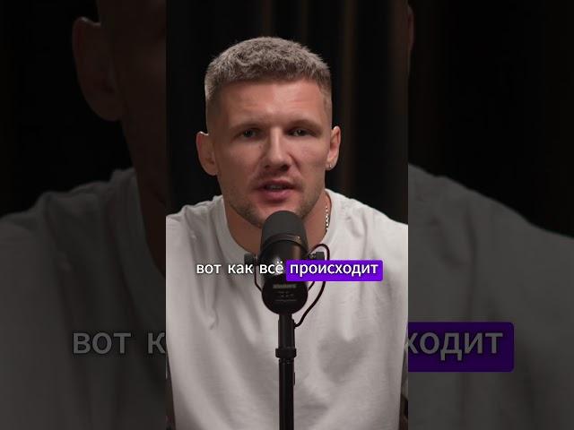 Приставы могут выселить должника из квартиры без суда?? #приставы #долги #деньги #банкротствофизлиц