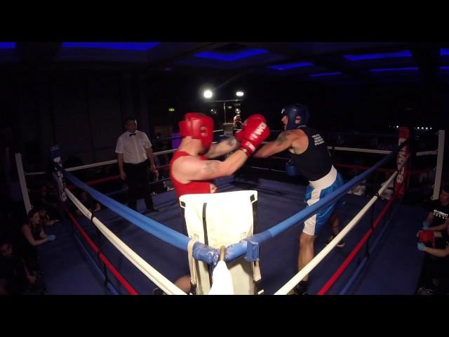 Ultra White Collar Boxing | Brighton | Mark Matthews VS Wojtek Tolsdorf