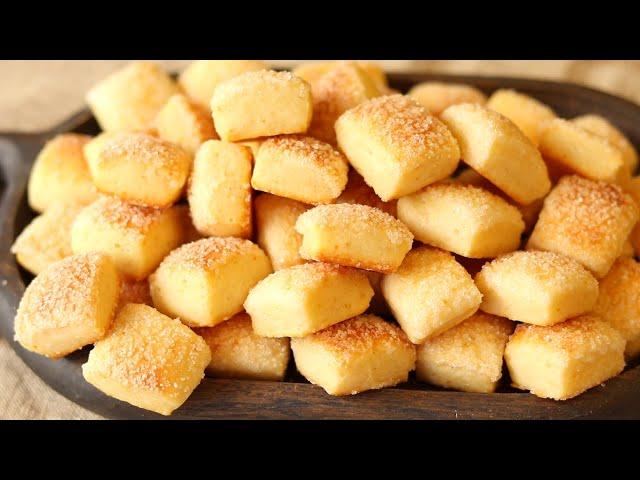 A simple recipe for quick kefir cookies.