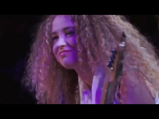 Jeff Beck & Tal Wilkenfeld csodaszép előadása