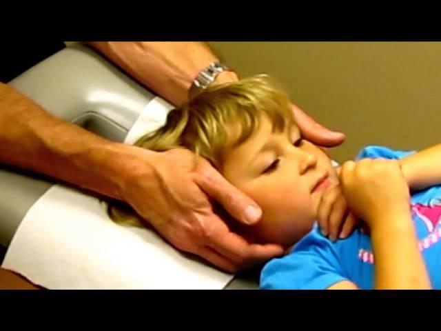 Victoria Chiropractor Dr. Richard Kjaer: Children's Chiropractor