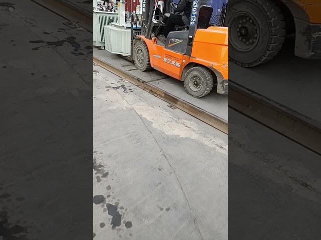 Preparing for delivery#powertransformer #powerfactory #yb Electrician#factory