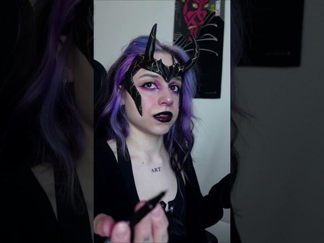 HOW L¤K¡ DOES THEIR EYELINER #loki #lokivariant #cosplay #dark #goth #sylvielaufeydottir #lokiseries